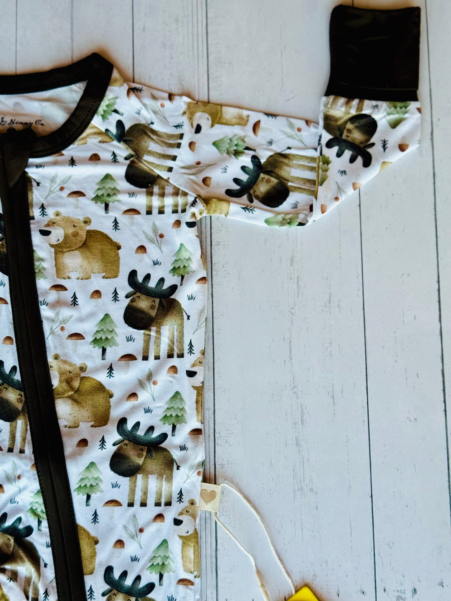 Beary Sleepy Moose Zippy